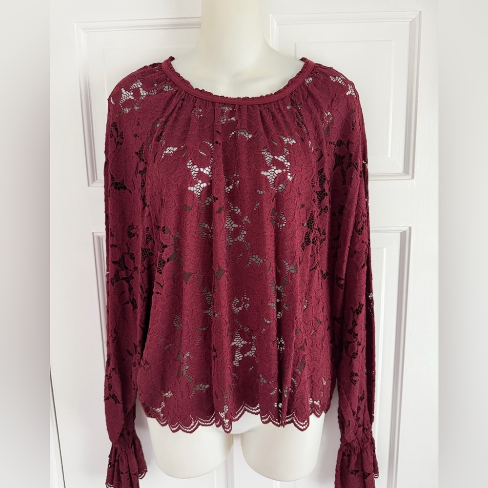 FREE PEOPLE Deep Burgundy-Red Lace Top - Small